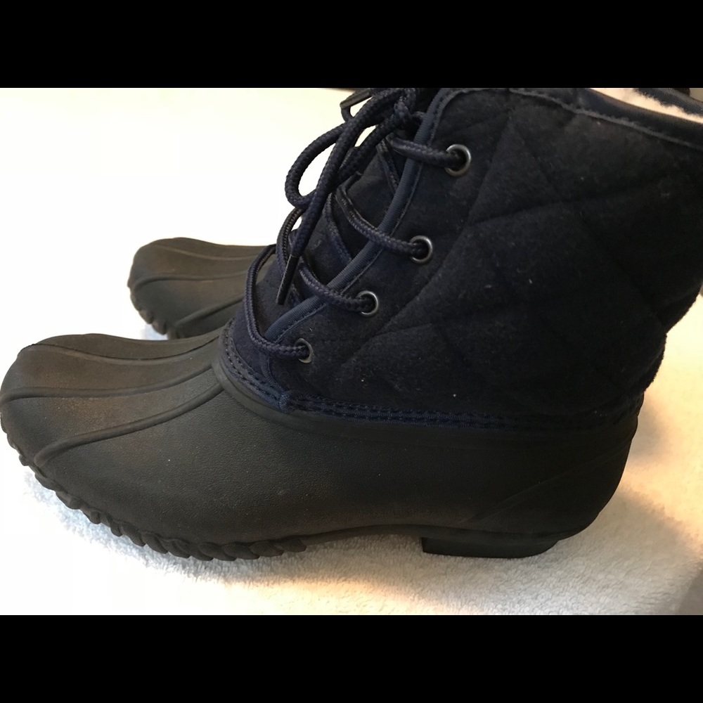 Brand New Comfortable Ugg-style Boots By SOCIOLOGY - box 24